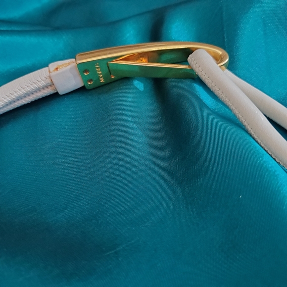 Mod dep. White Leather Belt - Picture 4 of 6